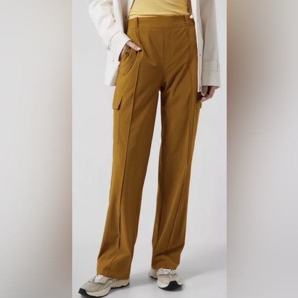 Athleta Pants - Athleta Vienna Cargo Pants Size 18